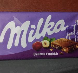 شکلات تابلت میلکا(فندقی) بسیار خوشمزه